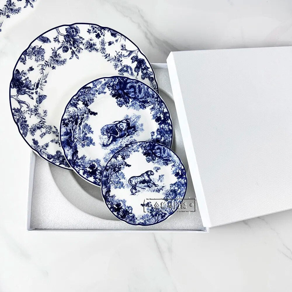 Retro Design Luxury Bone China Dishes And Plates Porcelain Cake Dish Pastry Fruit Tray Ceramic Tableware Steak Dinner Plates