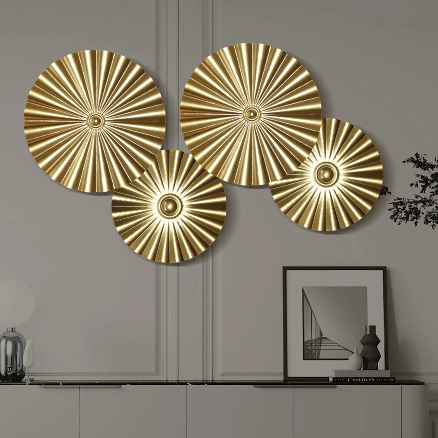 Golden Wall Decoration Pendant Nordic Light Luxury Round Wall Hanging Decor Metal Irregular Disc Wrought Iron Room Home Decor