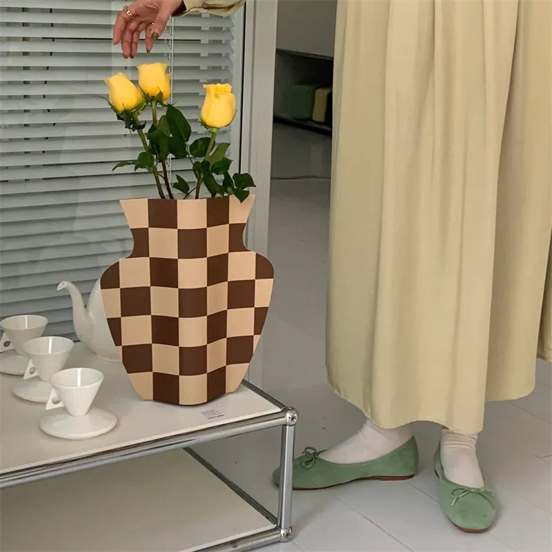 Decorative Irregular Checkerboard Vase Living Room Desktop Flower Pot Nordic Ornaments Flowers Organizer for Dining Room Kitchen