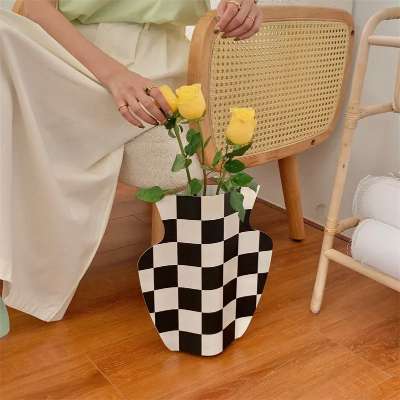 Decorative Irregular Checkerboard Vase Living Room Desktop Flower Pot Nordic Ornaments Flowers Organizer for Dining Room Kitchen